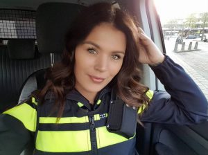 Politieagente-Tess