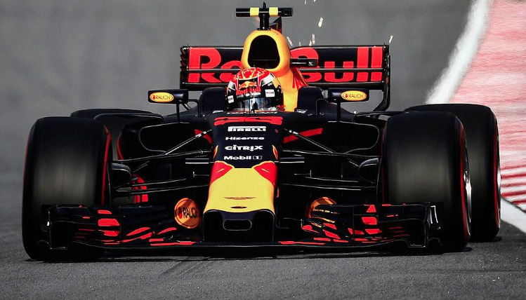Max-Verstappen-wint-formule1-maleisie