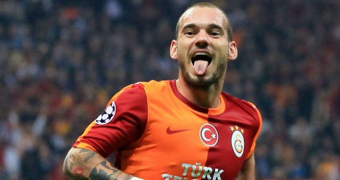 Wesley-Sneijder-Qatar