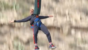 will-smith-bungee-jump-grand-canyon